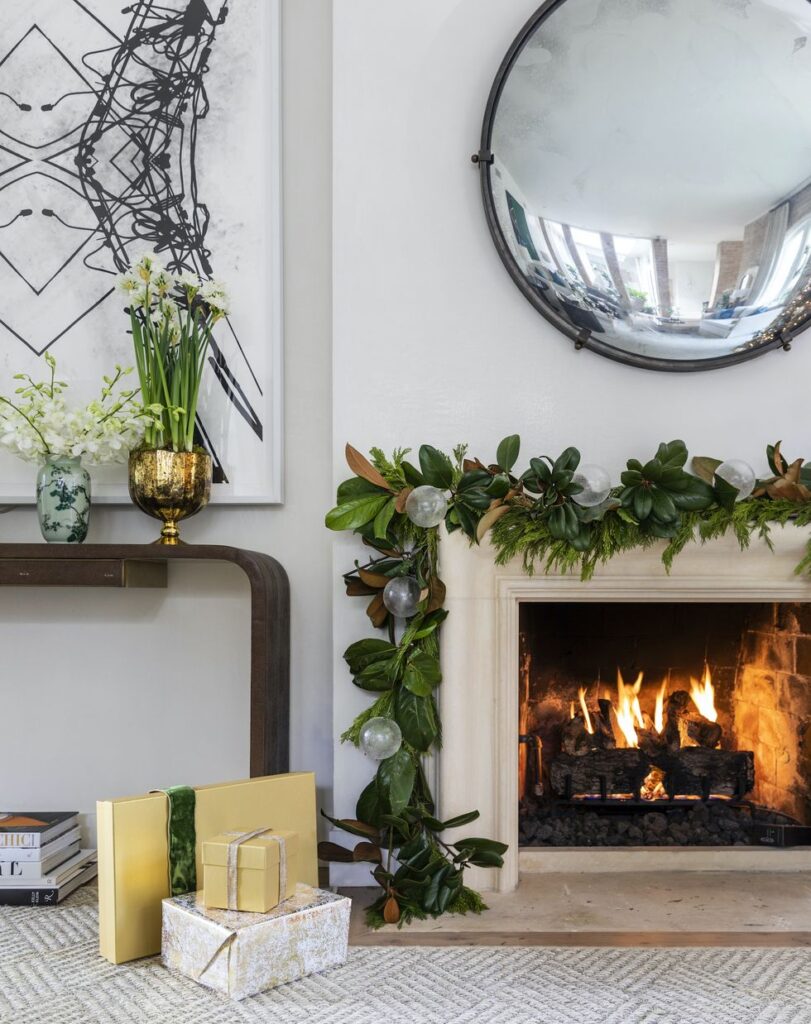 Elle Decor - 33 Gorgeous Mantel Decor Ideas For The Holidays