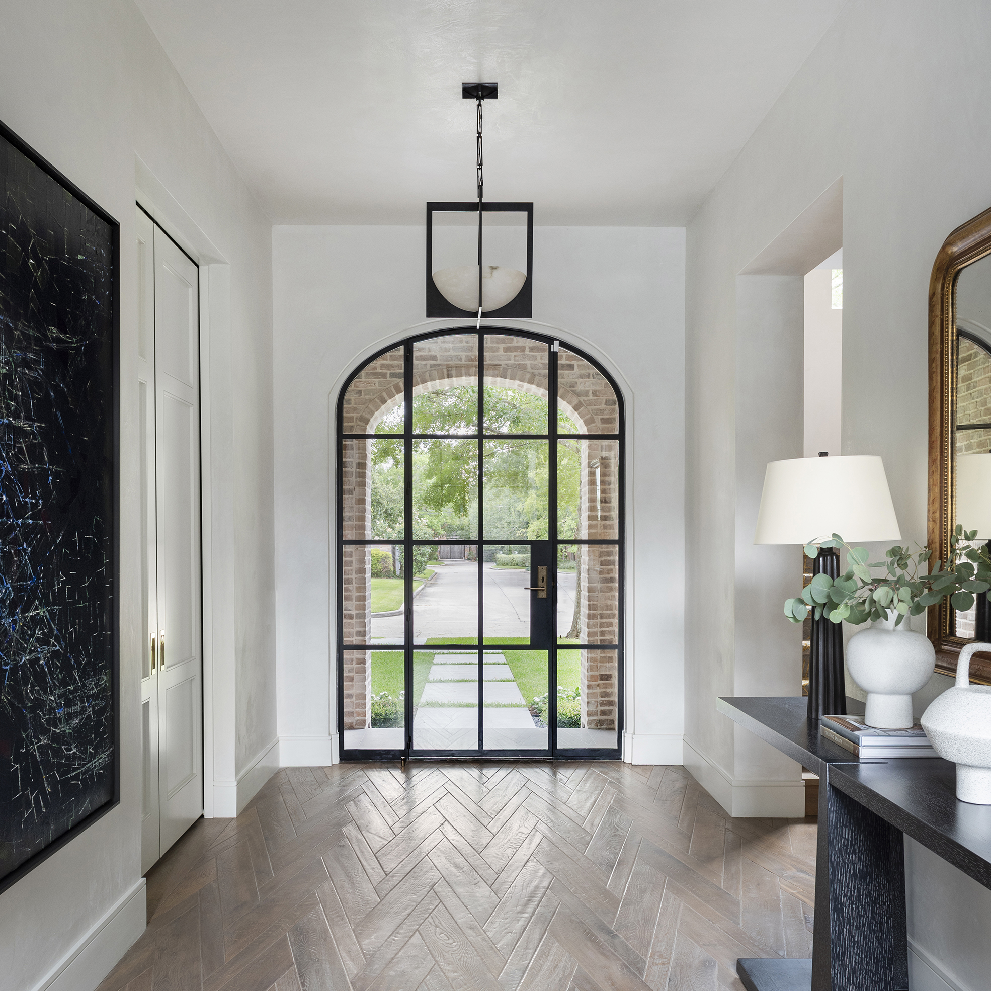 Chandos Striation - Front Entry Foyer